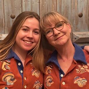 Meet your Posher, Casey